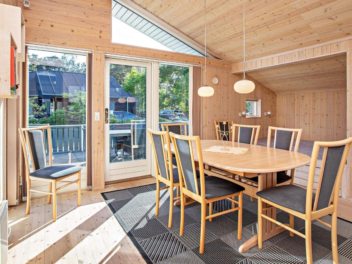 10 Person Holiday Home In Idestrup Boto By Экстерьер фото